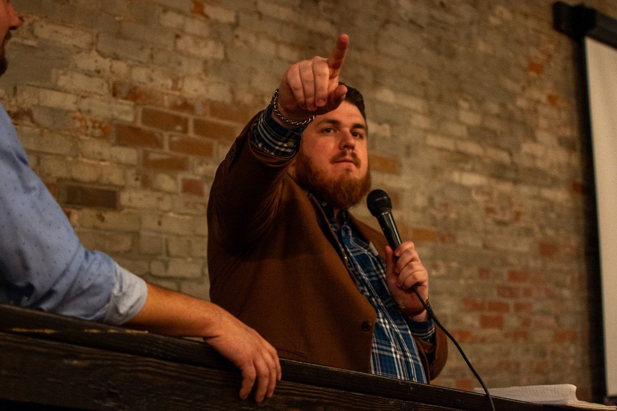 man-pointing